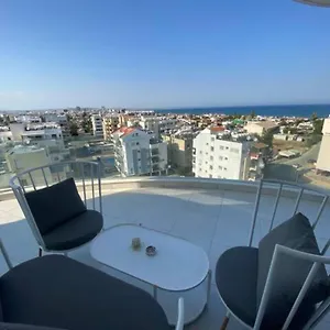 Mckenzie 2 Bedrooms Seaview Apartment
