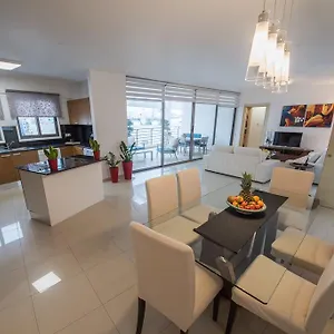 Skylight Megaron Apartment
